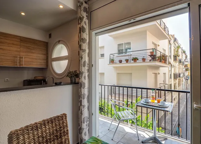 Appartamento Zafiro By Hello Homes *